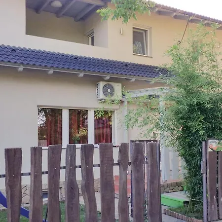 Two-bedroom In Apartman